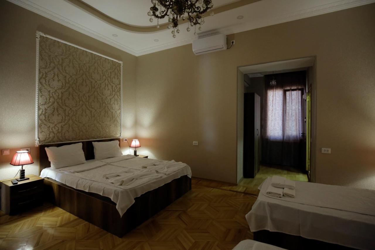 Hotel Comfort Kutaisi Dış mekan fotoğraf