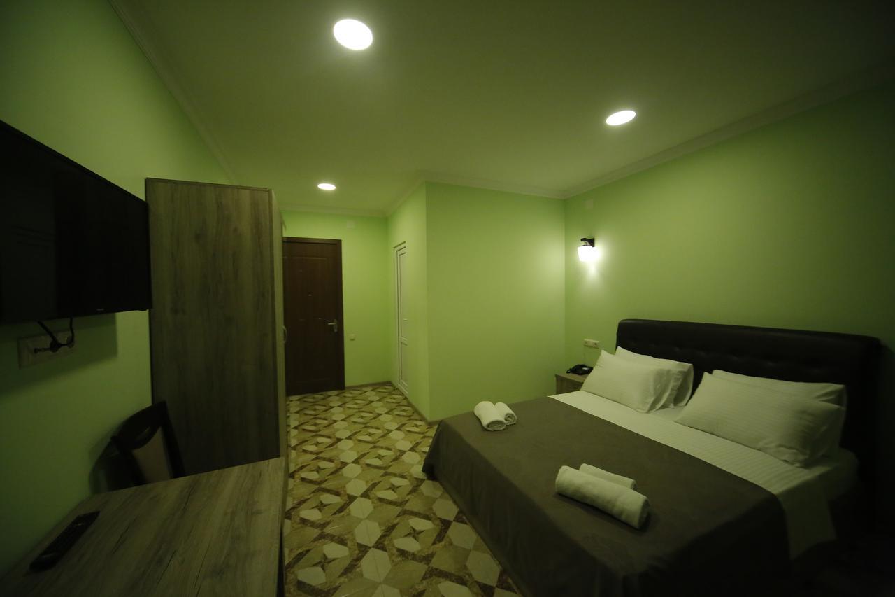 Hotel Comfort Kutaisi Dış mekan fotoğraf