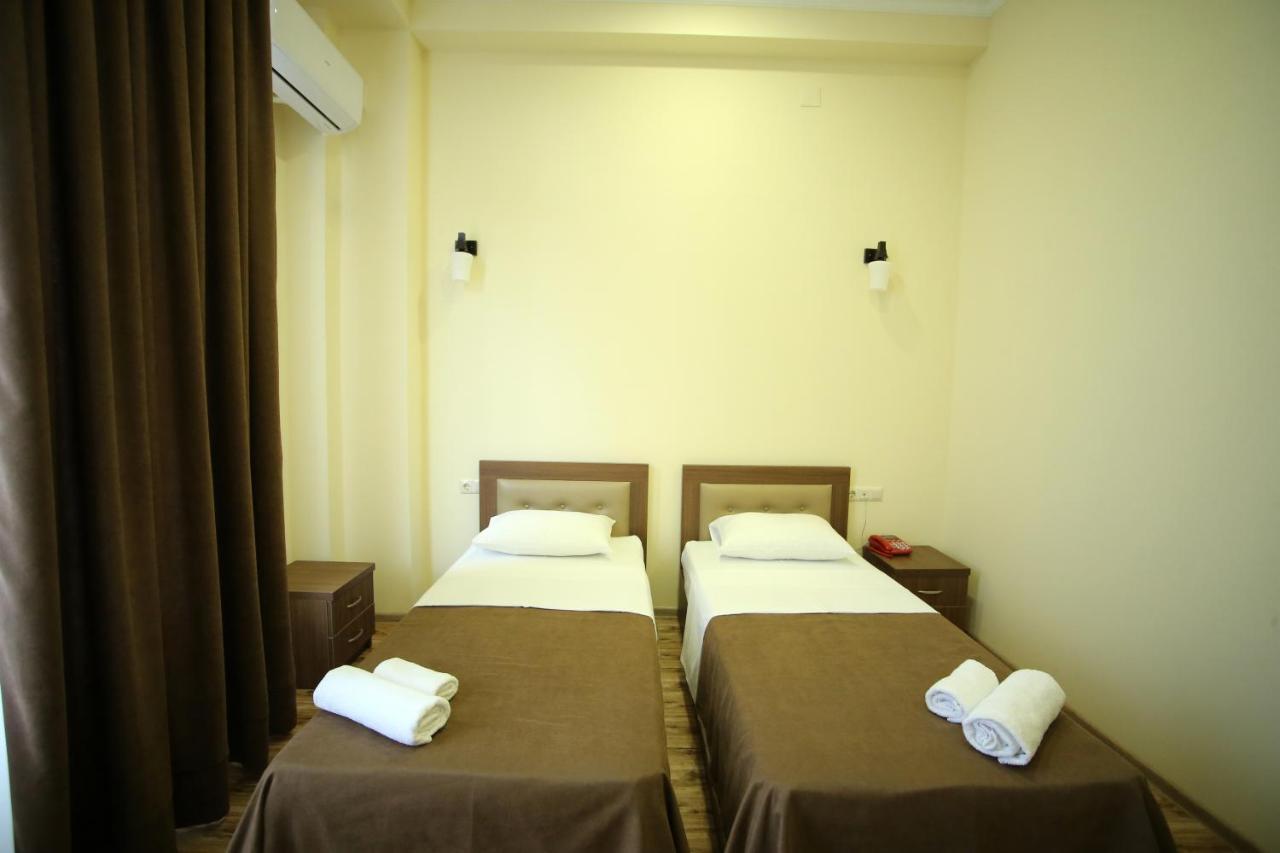 Hotel Comfort Kutaisi Dış mekan fotoğraf