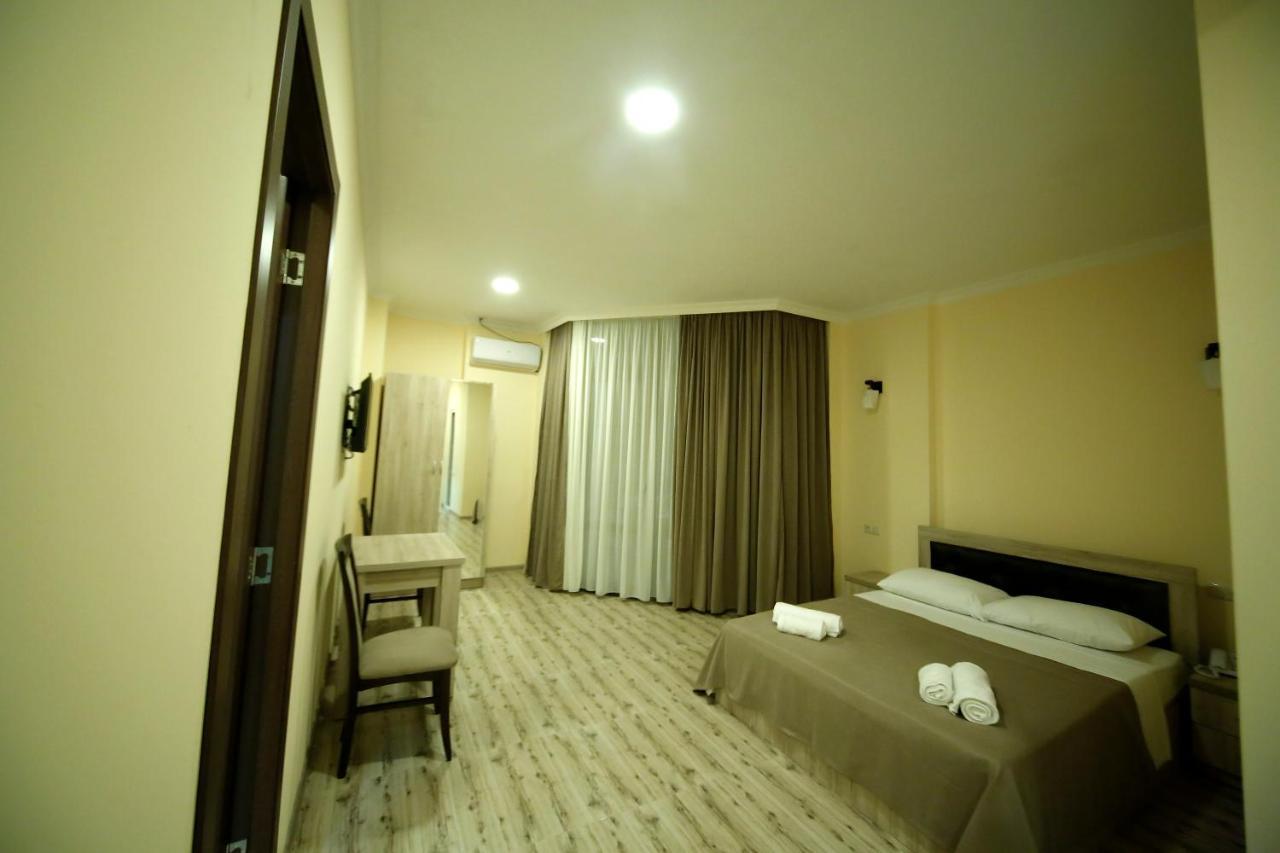 Hotel Comfort Kutaisi Dış mekan fotoğraf